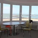 Residence Paris Seaview Zeezicht Vue Mer By Bloss
