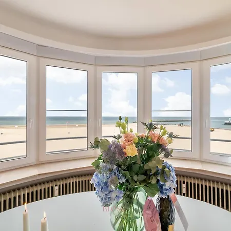 Paris Seaview Zeezicht Vue By Bloss Ostenda