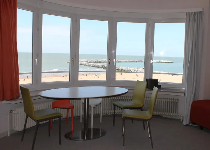 Paris Seaview Zeezicht Vue By Bloss